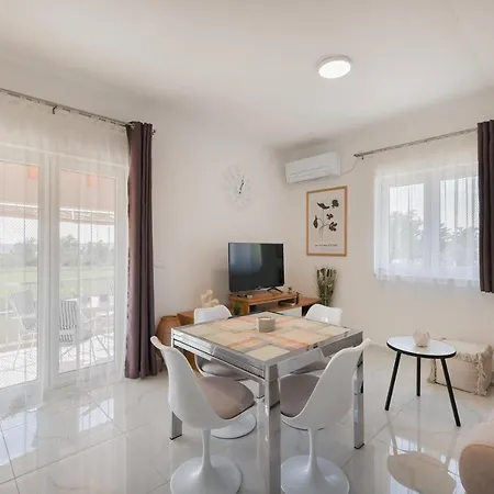 Marinerro Completely Energy Self-sustainable Surrounded By Olive Groves And An Orchard فيلة *