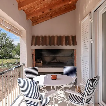 Marinerro Completely Energy Self-sustainable Surrounded By Olive Groves And An Orchard *